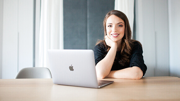 Od 2020 r. wykładam na uczelni i opiekuję się studiami podyplomowymi z psychodietetyki w WSB w Gdańsku (stacjonarnie oraz online). Miejsca na moje studia rozeszły się ostatnio w 7 minut dlatego jeśli nie chcesz przegapić rekrutacji zapisz się na listę zainteresowanych i otrzymaj powiadomienie o starcie rekrutacji.